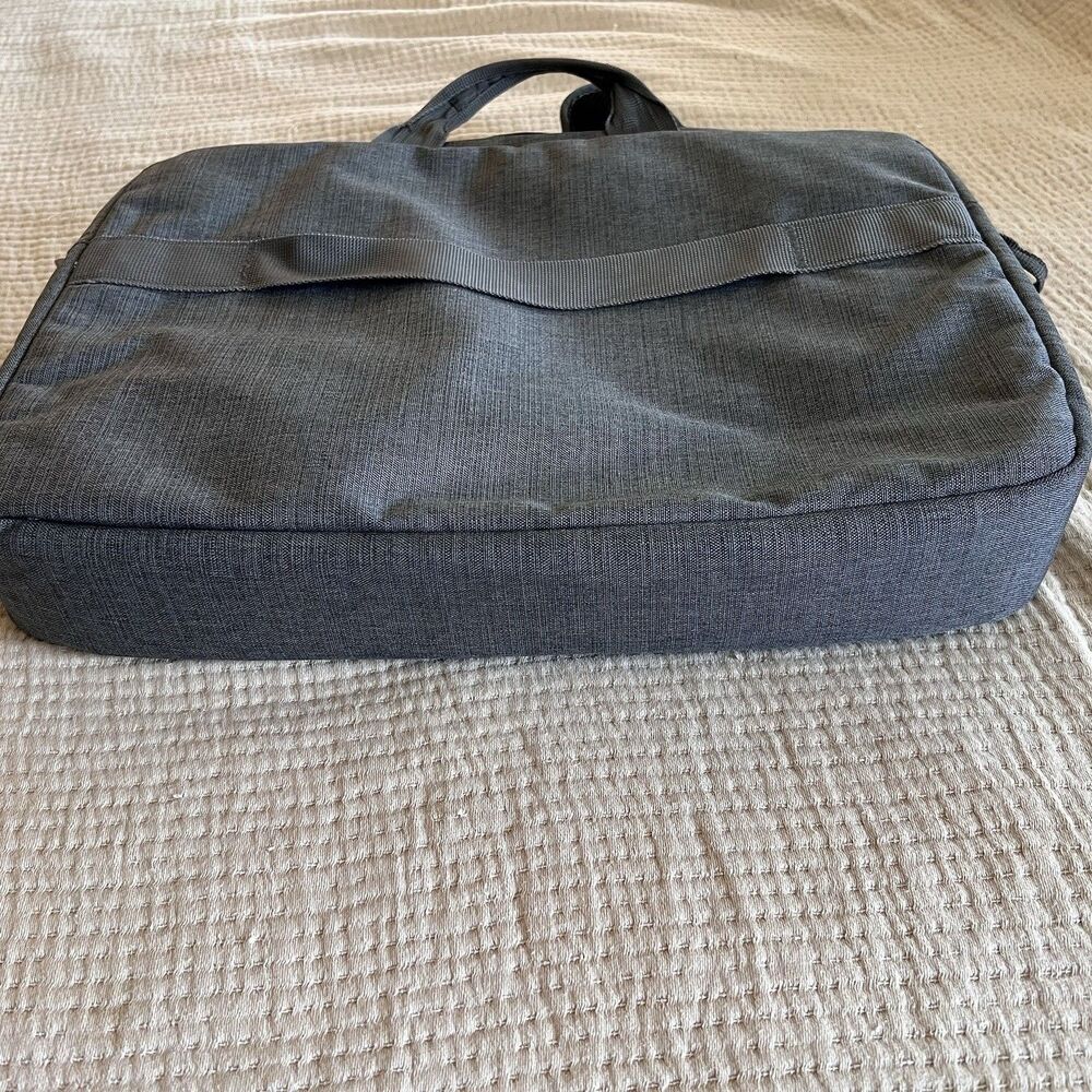 Case Logic Laptop Computer Bag Gray Shoulder Stra… - image 6